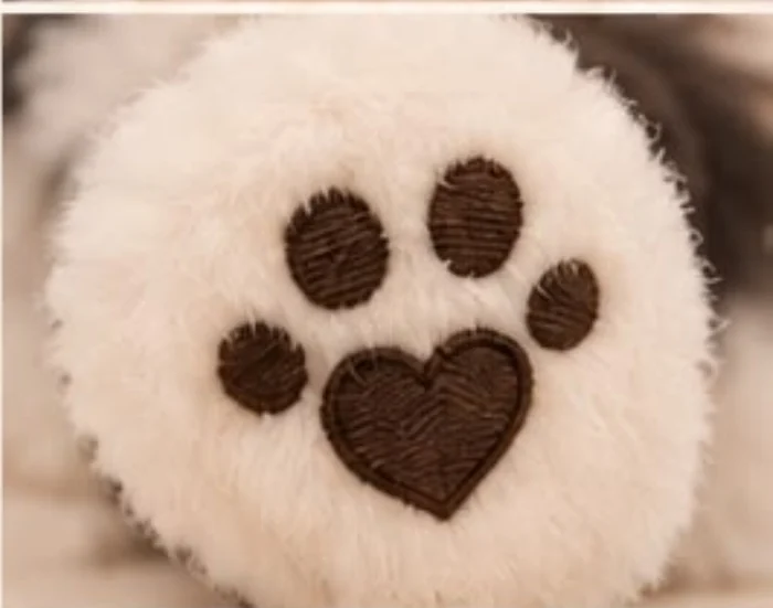 Heart paw pad